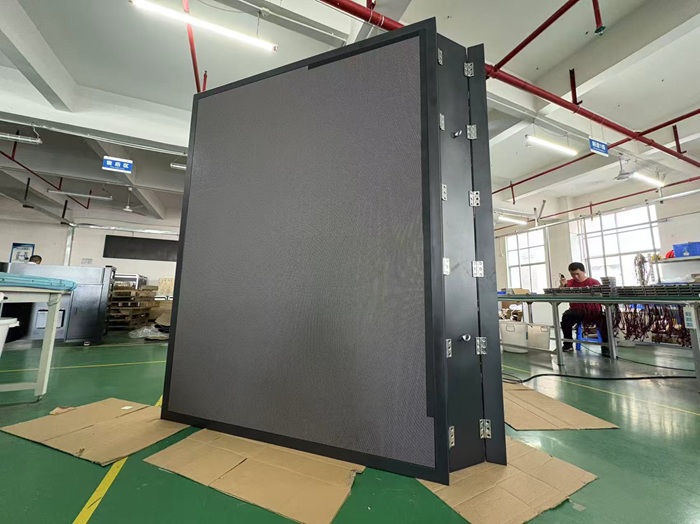 公海7108线路户外P3.076全防水LED显示屏车间深度老化测试